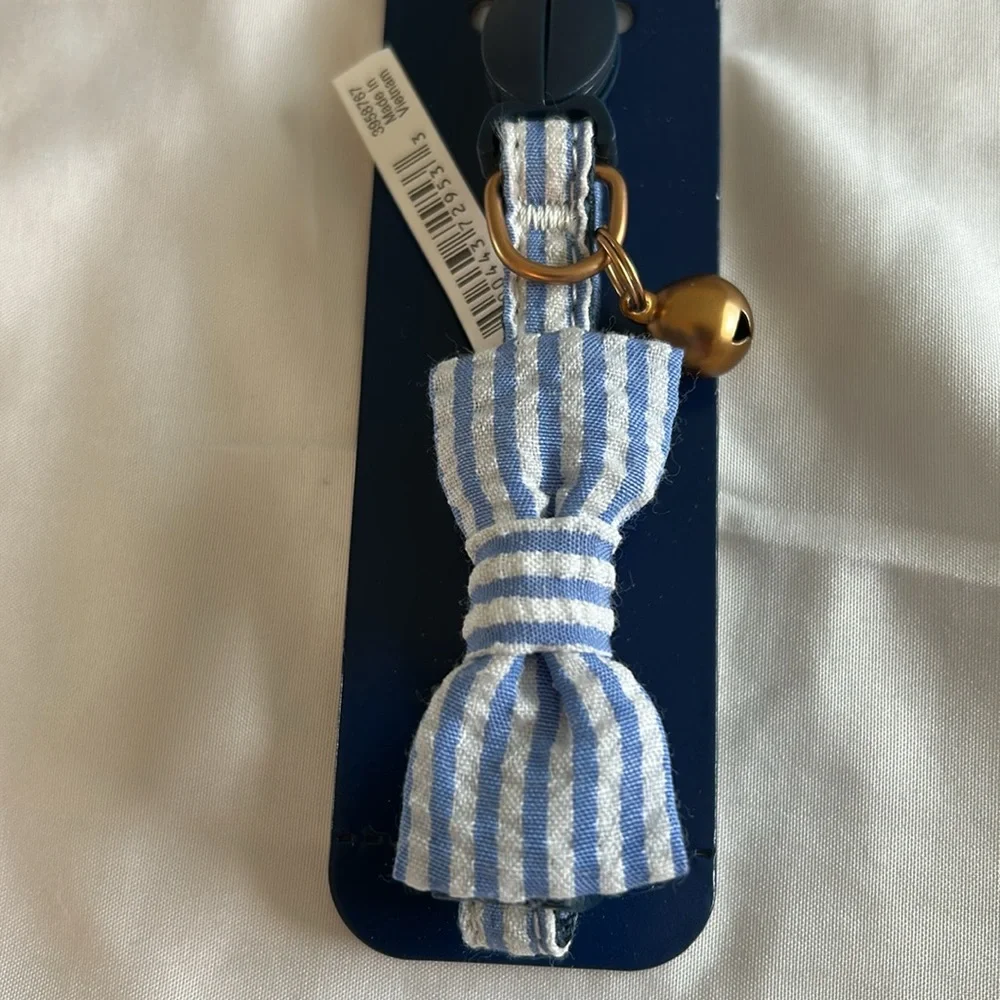 Youly the happy-go-lucky Blue Striped Breakaway Cat Collar (S/M)